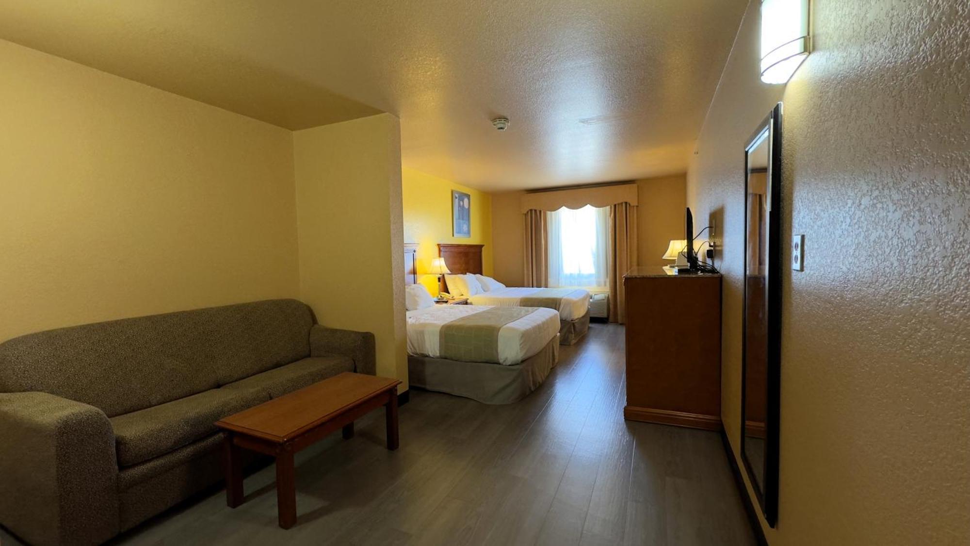 Quality Inn & Suites Mcalester On Hwy 69 & Us 75 Eksteriør billede